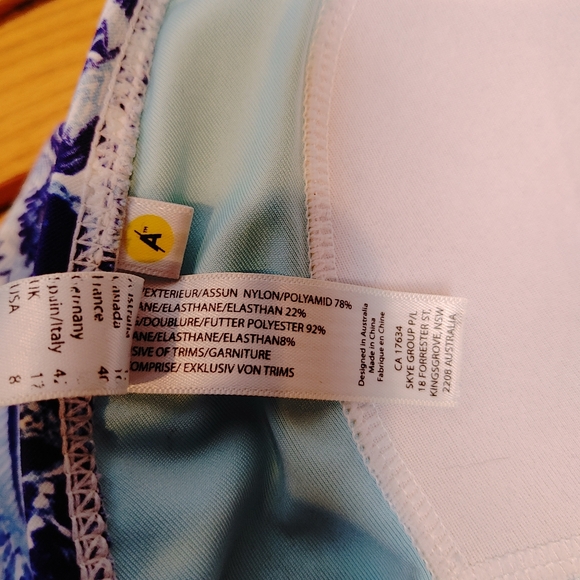 Azura Blue & White Floral Plunging Neckline Halter One-Piece Swimsuit Size 8 - Picture 12 of 13